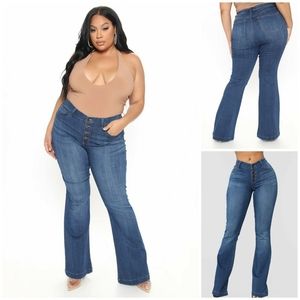 FASHION NOVA JEANS